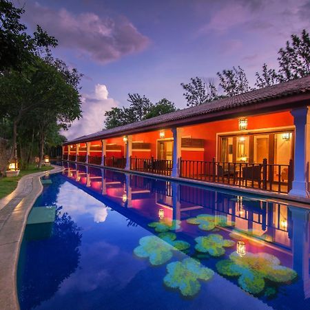 Lagoon Bay Hotel At Leonia Secundurabad Extérieur photo
